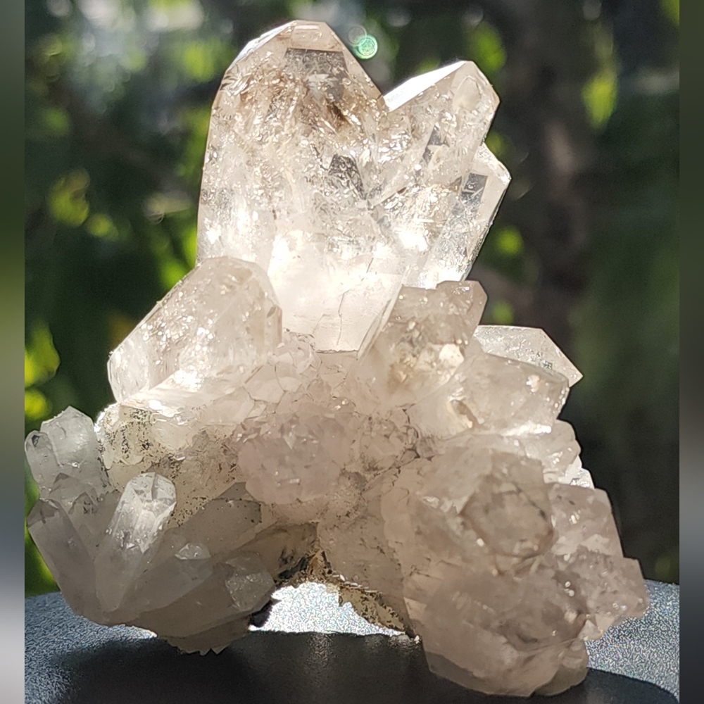 Unique Amazing Quartz Crystal Cluster